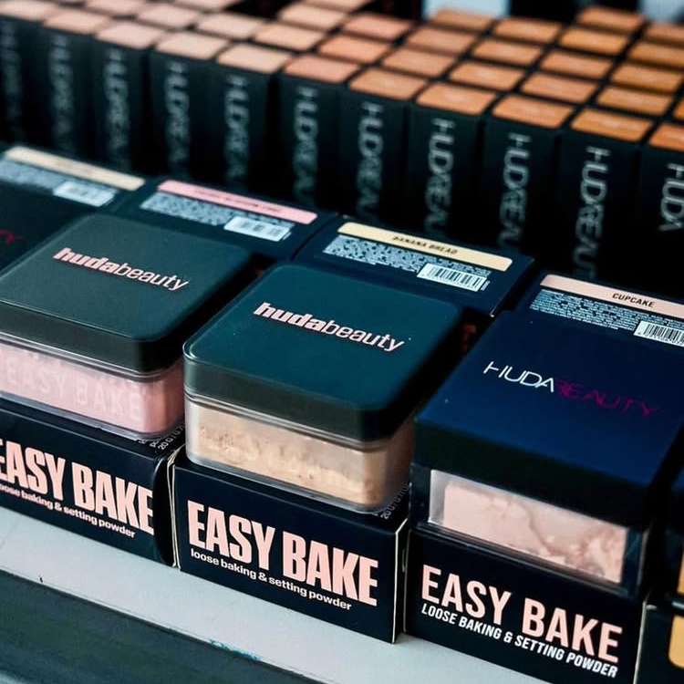 Huda Beauty Loose Powder Baked - Huda Beauty Makeup Set ulasan dan harga