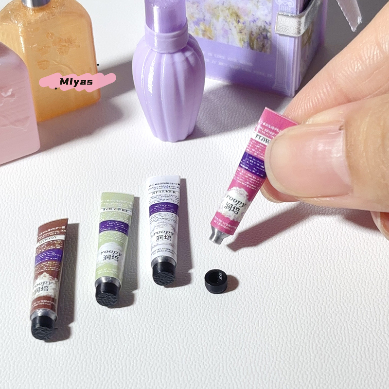 2Pcs Miniature Dollhouse Hand  - Makeup Beauty House ulasan dan harga